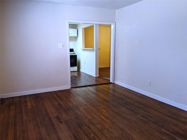 704 E 22nd Street, Houston, TX 77008