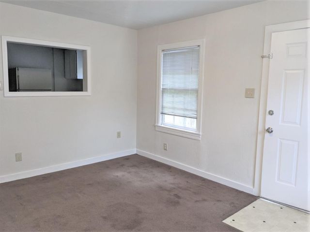 704 E 22nd Street, Houston, TX 77008