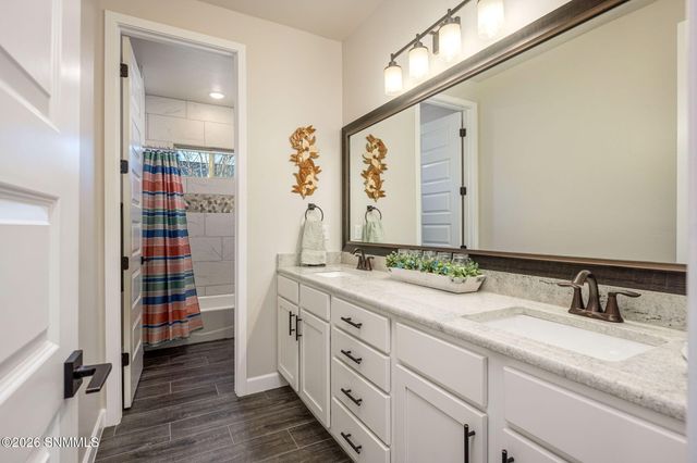 7517 Sussex Court, Las Cruces, NM 88007