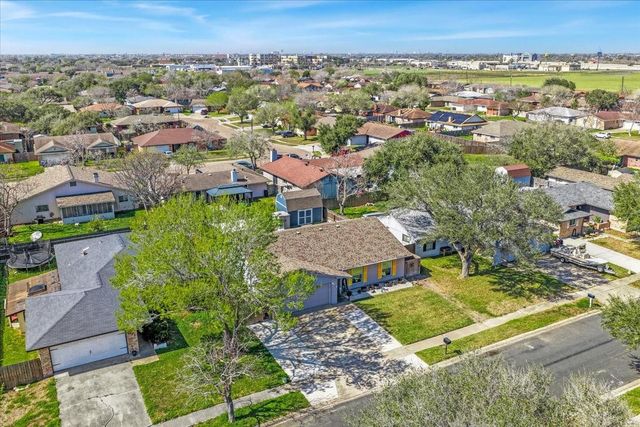 1749 Dawn Breeze Drive, Corpus Christi, TX 78412