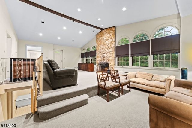 238 Elmwynd Dr, City Of Orange Twp., NJ 07050