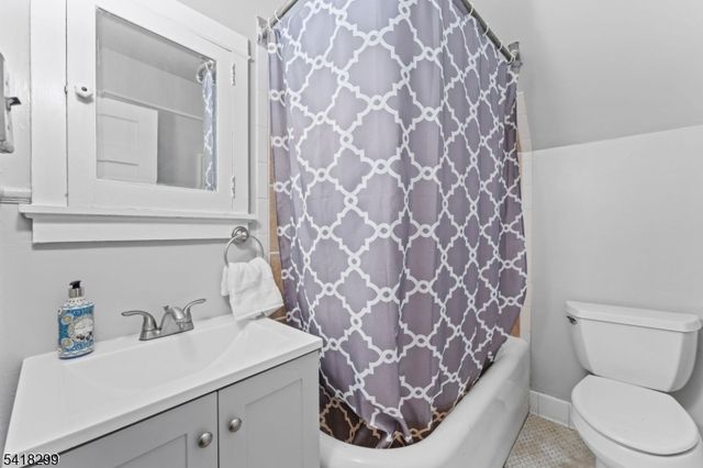 238 Elmwynd Dr, City Of Orange Twp., NJ 07050