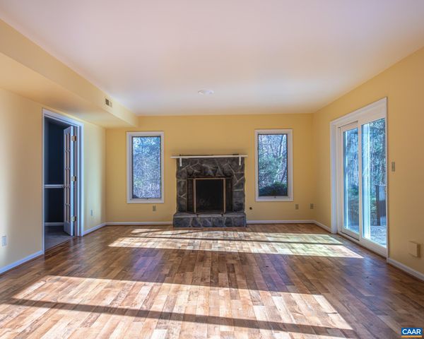 1381 GRISTMILL DR, Charlottesville, VA 22902