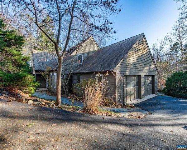 1381 GRISTMILL DR, Charlottesville, VA 22902