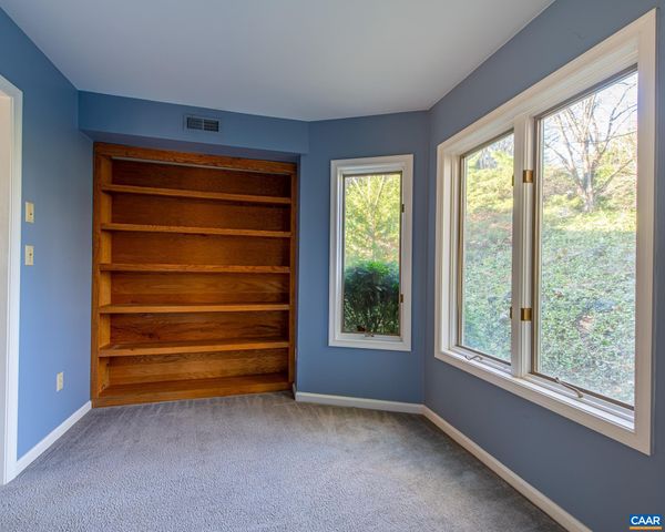 1381 GRISTMILL DR, Charlottesville, VA 22902