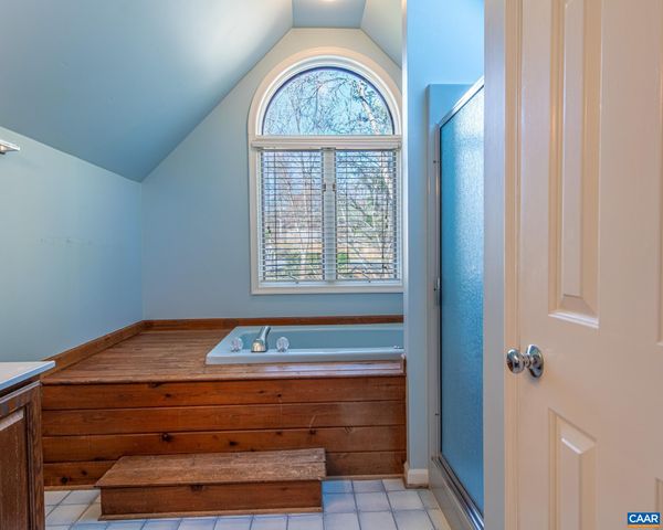 1381 GRISTMILL DR, Charlottesville, VA 22902