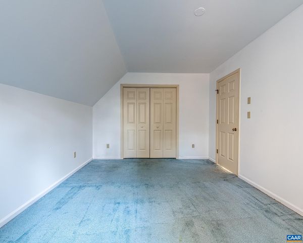 1381 GRISTMILL DR, Charlottesville, VA 22902