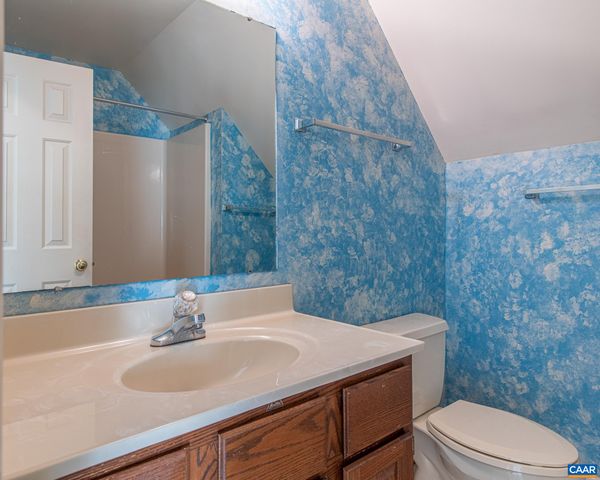 1381 GRISTMILL DR, Charlottesville, VA 22902