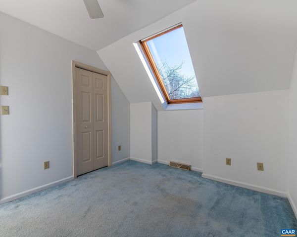 1381 GRISTMILL DR, Charlottesville, VA 22902