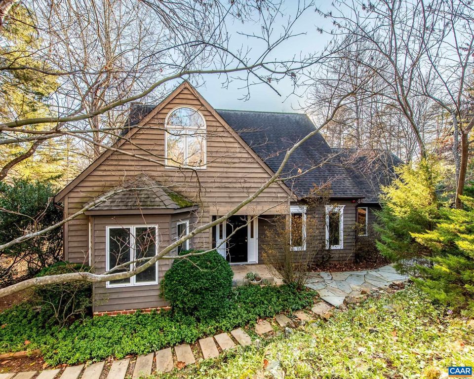 1381 GRISTMILL DR, Charlottesville, VA 22902