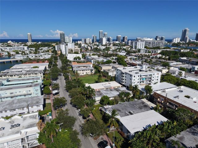 1176 Marseille Dr 2, Miami Beach, FL 33141
