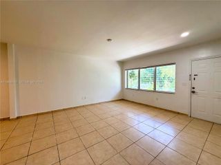 1176 Marseille Dr 2, Miami Beach, FL 33141