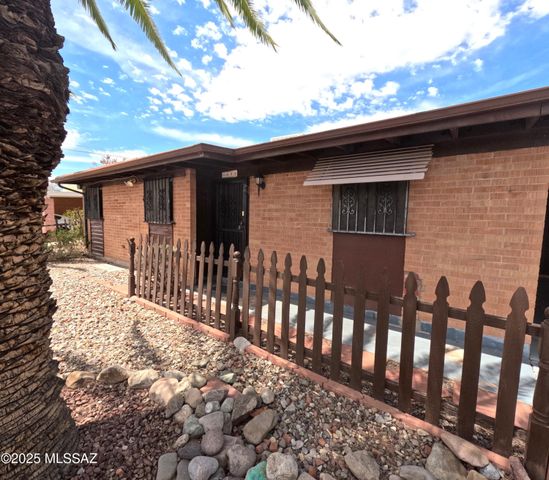 6509 E 39th Street, Tucson, AZ 85730