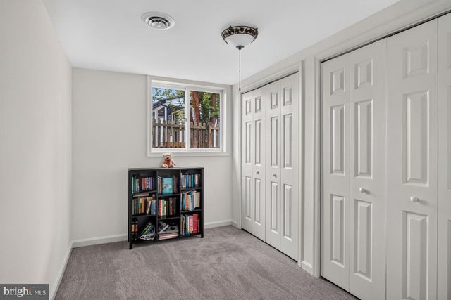 40 JOHNSON RD, Pasadena, MD 21122