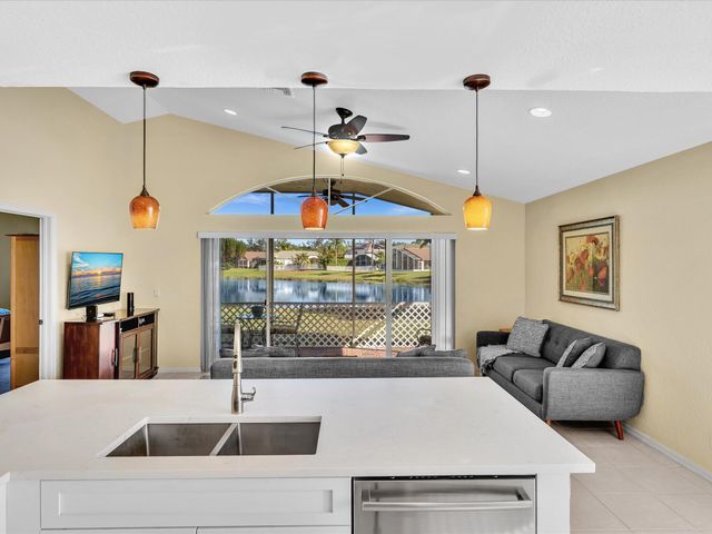 4194 Bluff Harbor Way, Wellington, FL 33449