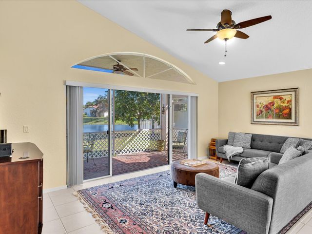 4194 Bluff Harbor Way, Wellington, FL 33449