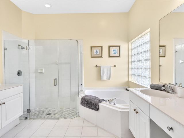 4194 Bluff Harbor Way, Wellington, FL 33449