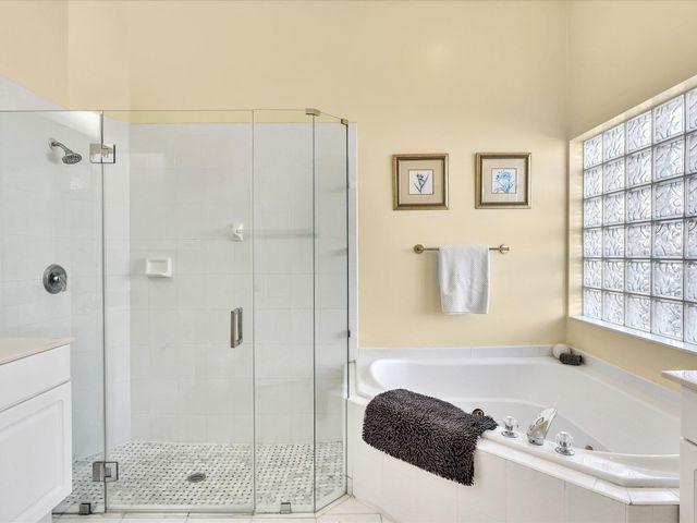 4194 Bluff Harbor Way, Wellington, FL 33449