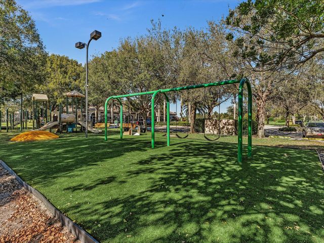 4194 Bluff Harbor Way, Wellington, FL 33449