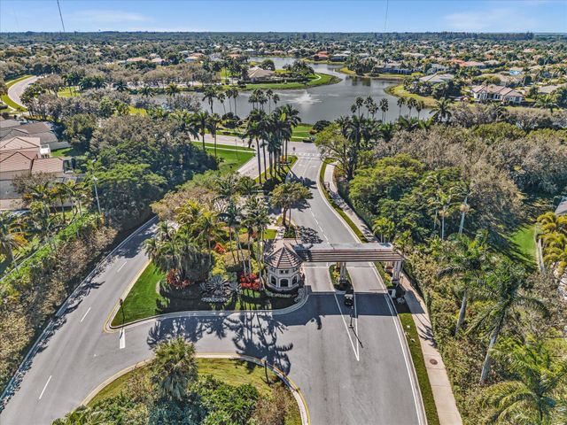 4194 Bluff Harbor Way, Wellington, FL 33449