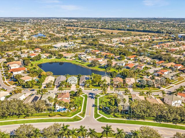 4194 Bluff Harbor Way, Wellington, FL 33449