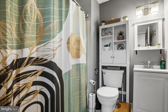 615 MEADOWBROOK RD, East Norriton, PA 19401