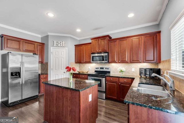 3039 Liberty Way, Atlanta, GA 30318