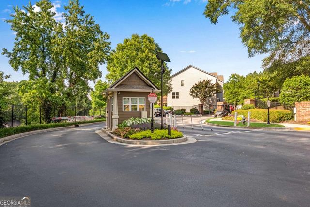 3039 Liberty Way, Atlanta, GA 30318