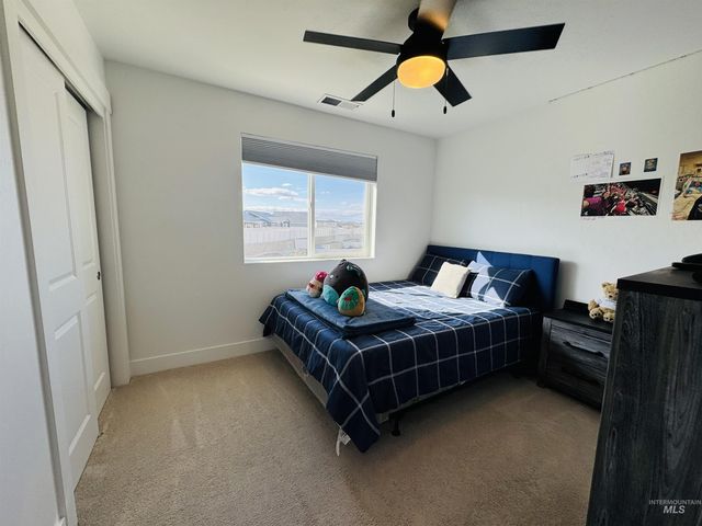 12637 S Averyon Way, Nampa, ID 83686