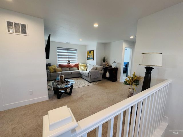 12637 S Averyon Way, Nampa, ID 83686