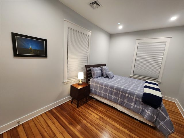 34 Harrison Avenue, Newport, RI 02840