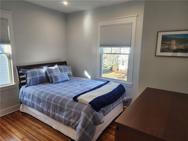 34 Harrison Avenue, Newport, RI 02840