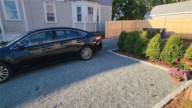 34 Harrison Avenue, Newport, RI 02840