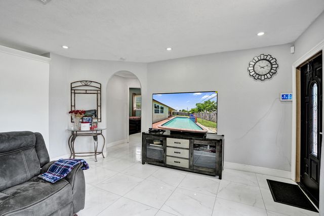 151 NW 21st Street, Pompano Beach, FL 33060
