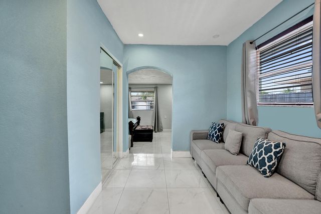 151 NW 21st Street, Pompano Beach, FL 33060