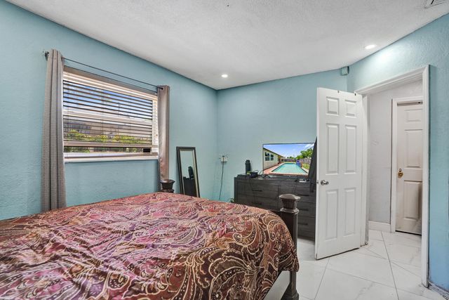 151 NW 21st Street, Pompano Beach, FL 33060