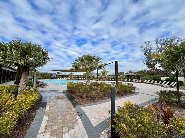 2803 LOTUS FLOWER TRAIL, Wesley Chapel, FL 33543