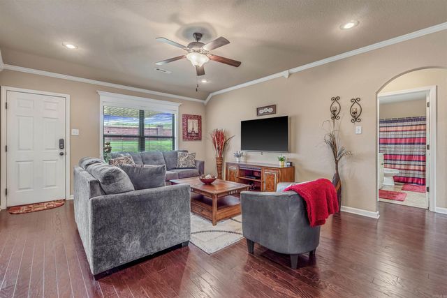 2710 Plateau Drive, Conway, AR 72032