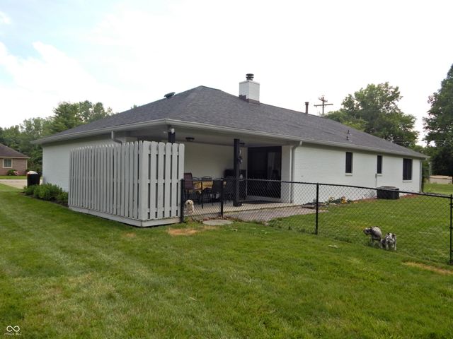 7642 Maxwelton Street, Mooresville, IN 46158