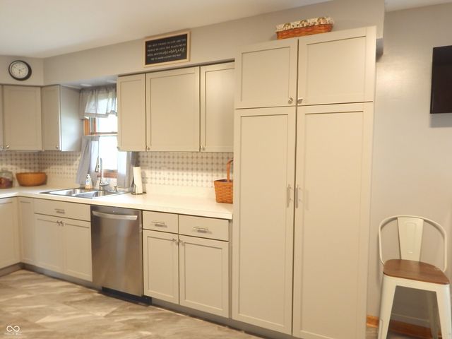 7642 Maxwelton Street, Mooresville, IN 46158