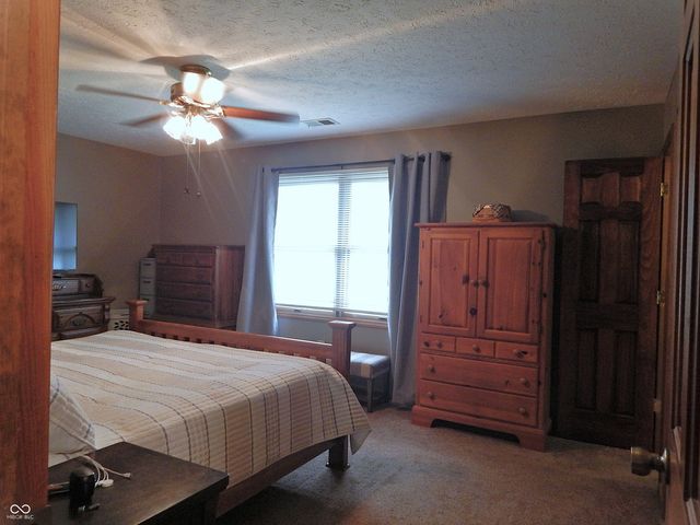 7642 Maxwelton Street, Mooresville, IN 46158