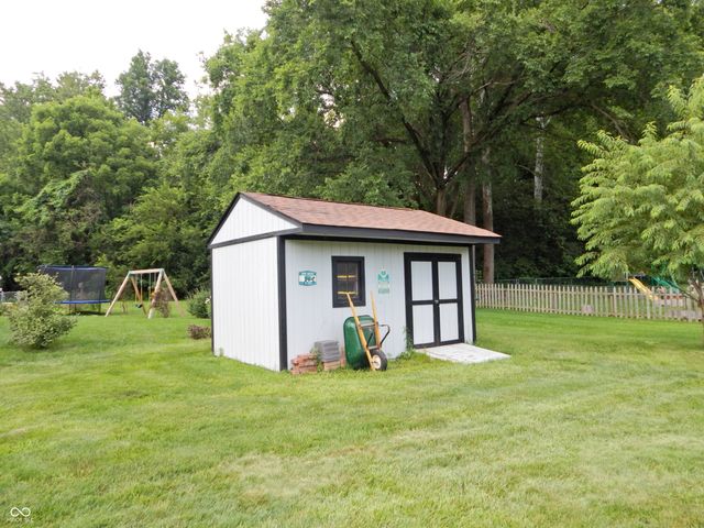 7642 Maxwelton Street, Mooresville, IN 46158