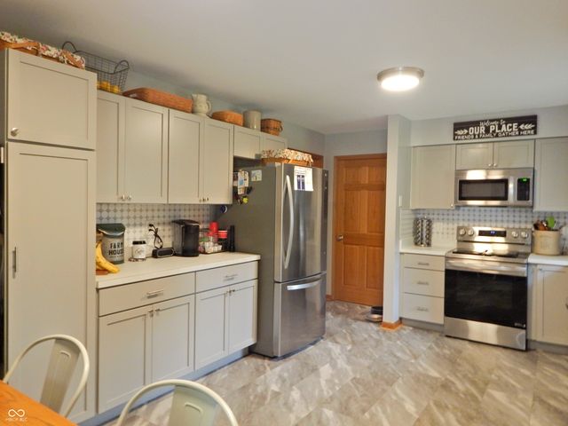 7642 Maxwelton Street, Mooresville, IN 46158