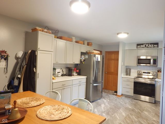 7642 Maxwelton Street, Mooresville, IN 46158