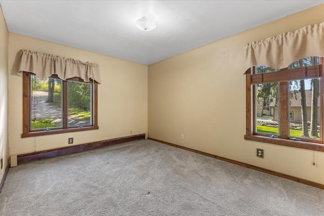 S108W34703 Jacks Bay ROAD, Mukwonago, WI 53149