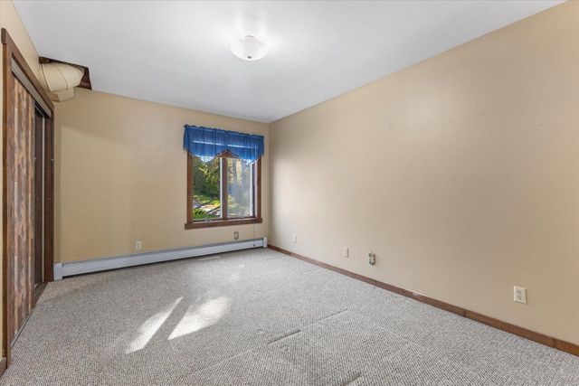 S108W34703 Jacks Bay ROAD, Mukwonago, WI 53149
