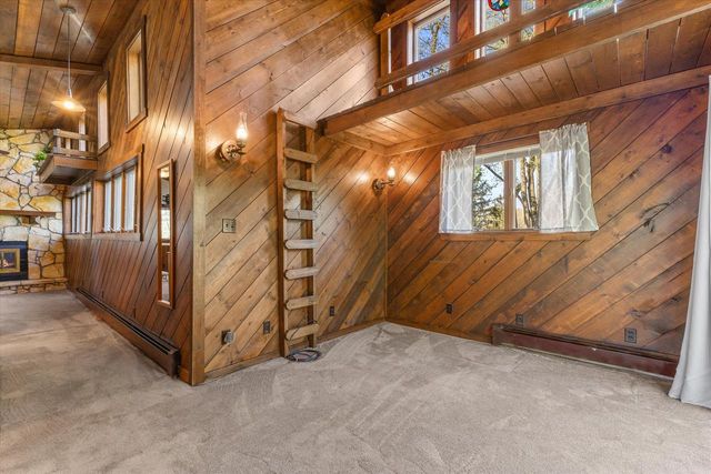 S108W34703 Jacks Bay ROAD, Mukwonago, WI 53149