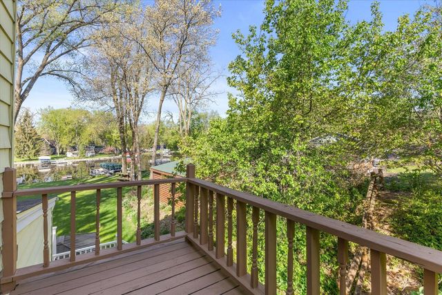 S108W34703 Jacks Bay ROAD, Mukwonago, WI 53149