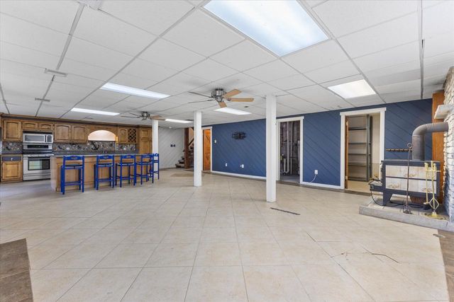 S108W34703 Jacks Bay ROAD, Mukwonago, WI 53149
