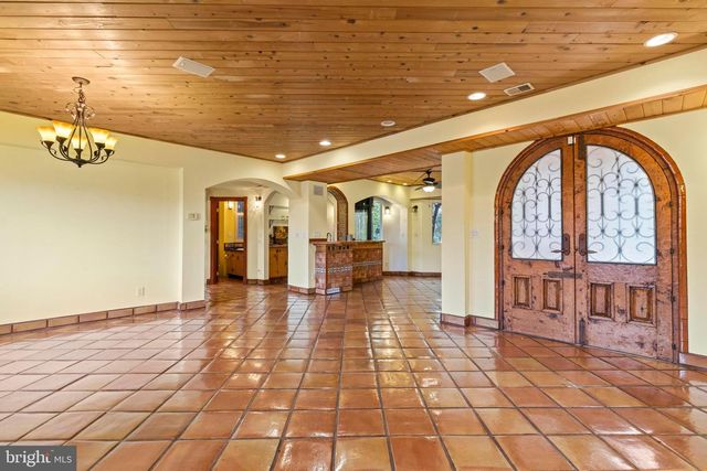 12330 POTOMAC VIEW RD, Newburg, MD 20664